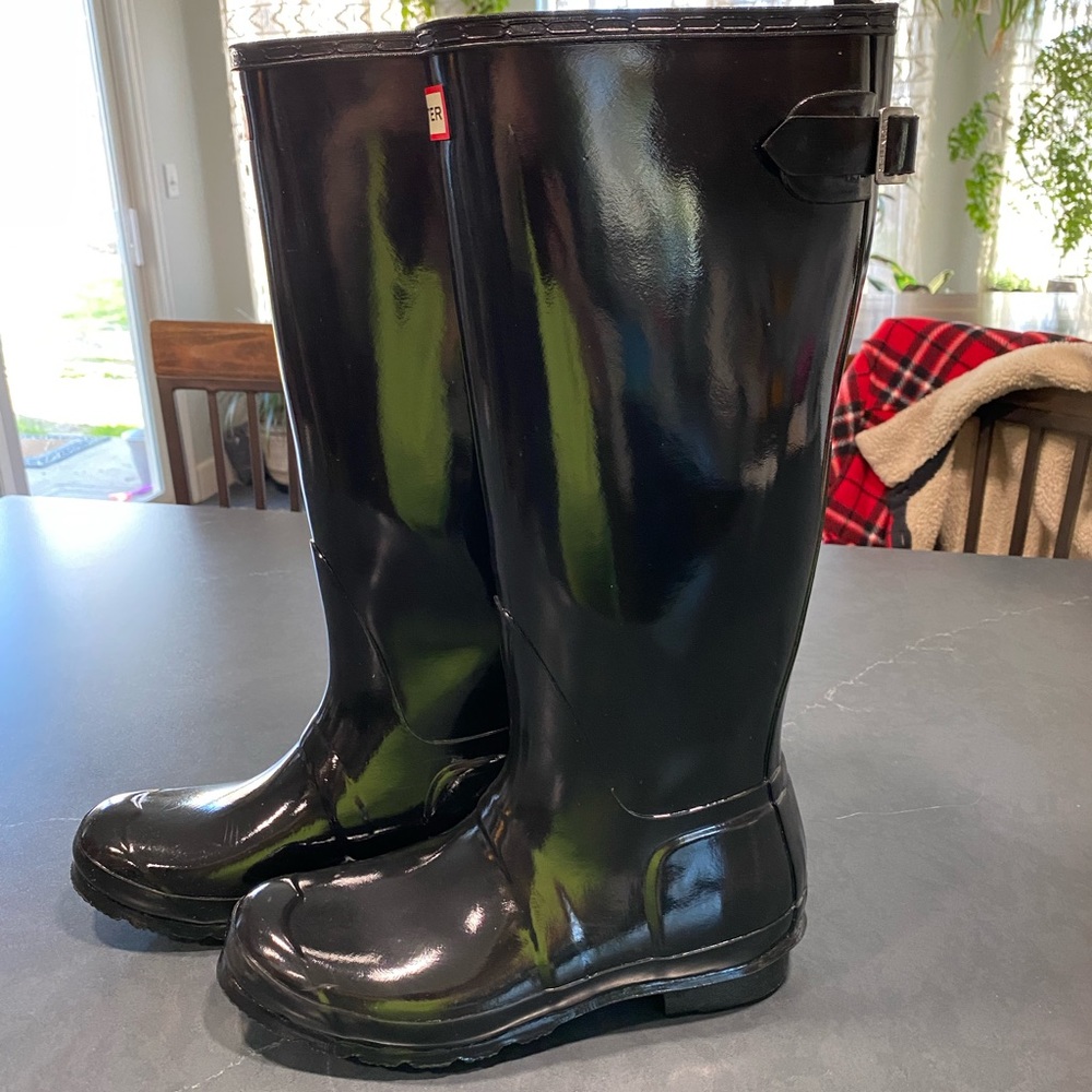 Hunter Black Gloss Rain Boots